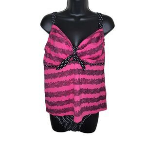 Torrid Vintage lace print one piece swimsuit size 1 1x